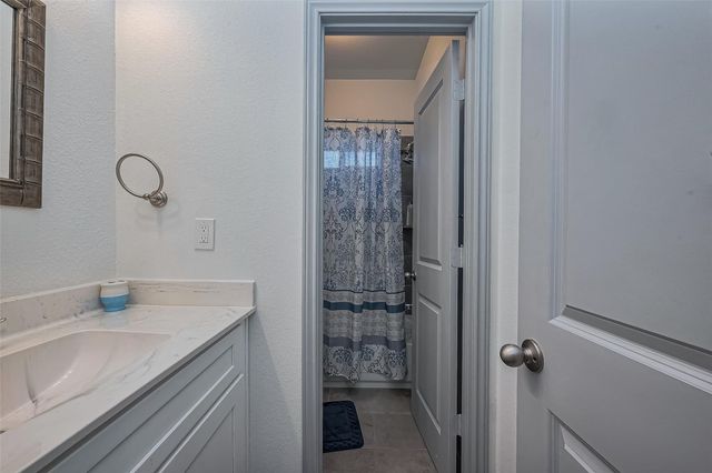 3540 Rebecca Street, Houston, TX 77021