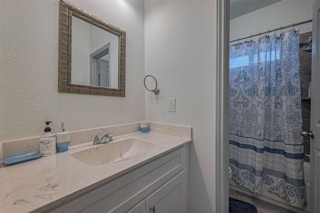 3540 Rebecca Street, Houston, TX 77021