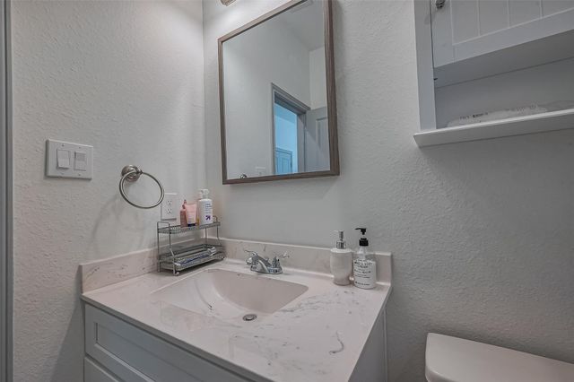 3540 Rebecca Street, Houston, TX 77021