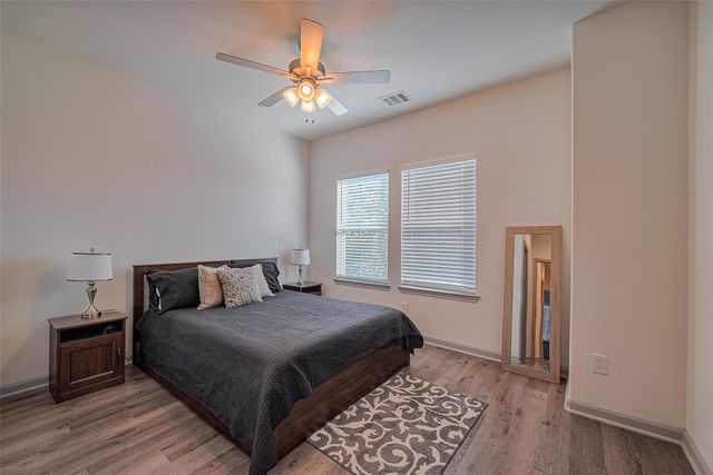 3540 Rebecca Street, Houston, TX 77021