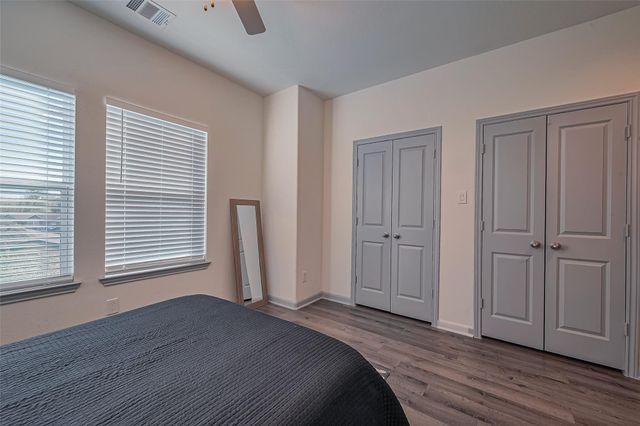 3540 Rebecca Street, Houston, TX 77021