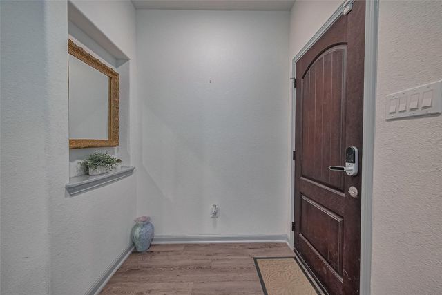 3540 Rebecca Street, Houston, TX 77021