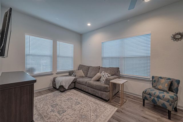 3540 Rebecca Street, Houston, TX 77021