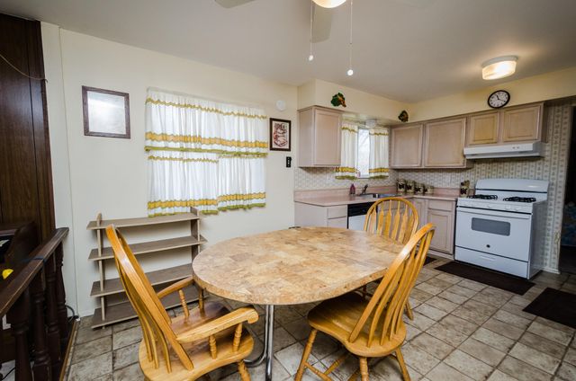 2474 Carriage Court, Ypsilanti, MI 48197