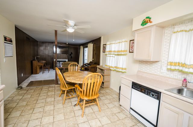 2474 Carriage Court, Ypsilanti, MI 48197