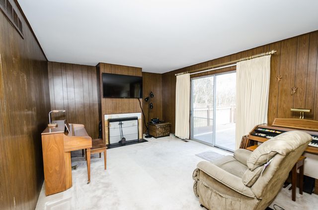 2474 Carriage Court, Ypsilanti, MI 48197