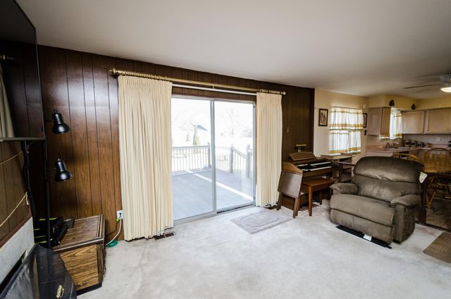 2474 Carriage Court, Ypsilanti, MI 48197