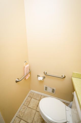 2474 Carriage Court, Ypsilanti, MI 48197