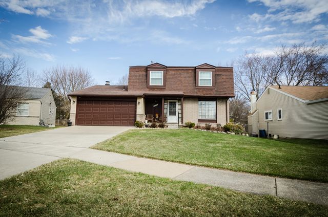 2474 Carriage Court, Ypsilanti, MI 48197