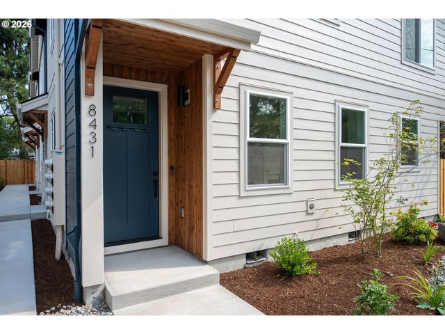 8431 Ne Hassalo St, Portland, OR 97220