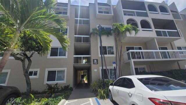 7705 Camino Real B-215, Miami, FL 33143