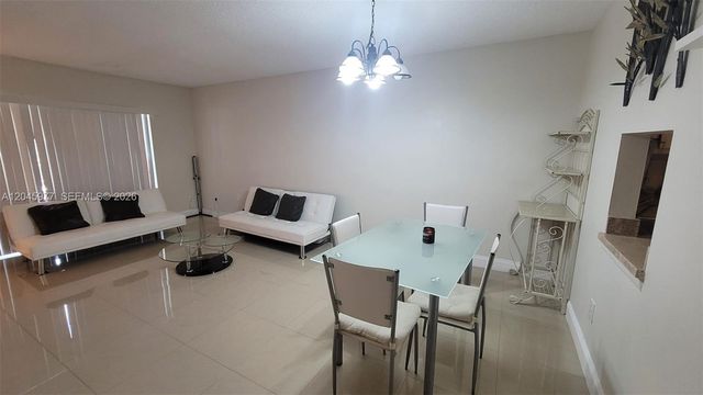 7705 Camino Real B-215, Miami, FL 33143