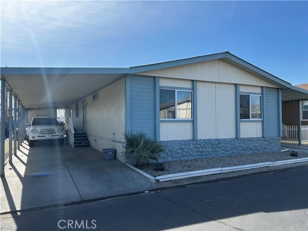 2121 E I 10, Lancaster, CA 93535