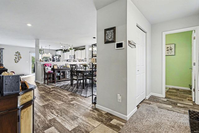 10050 Roszalka Court, Granger, IN 46530