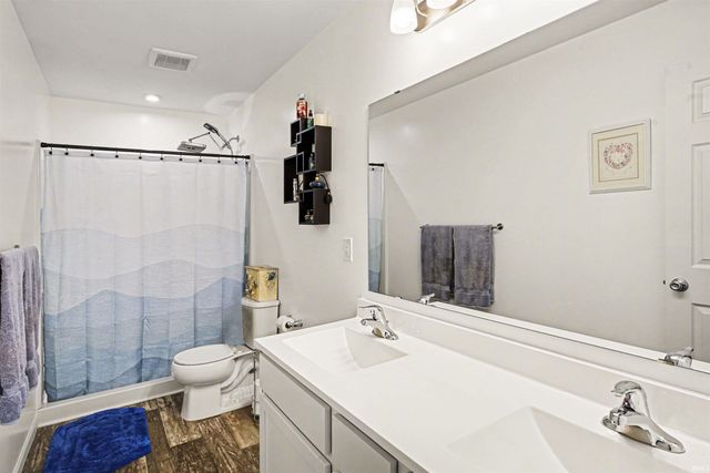 10050 Roszalka Court, Granger, IN 46530