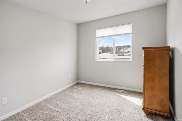10050 Roszalka Court, Granger, IN 46530