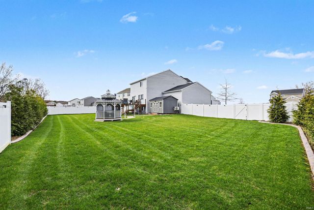 10050 Roszalka Court, Granger, IN 46530