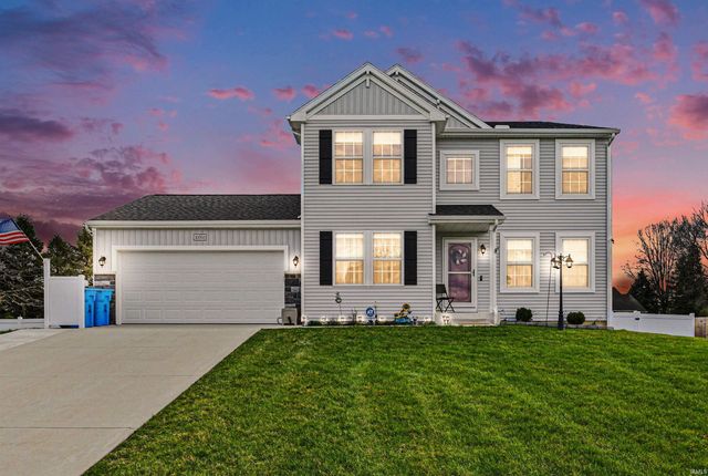 10050 Roszalka Court, Granger, IN 46530