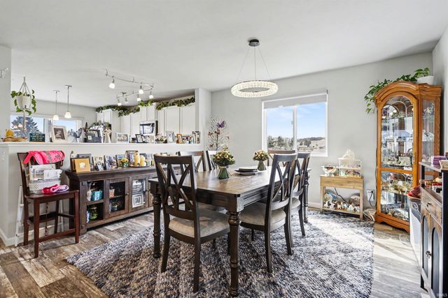 10050 Roszalka Court, Granger, IN 46530