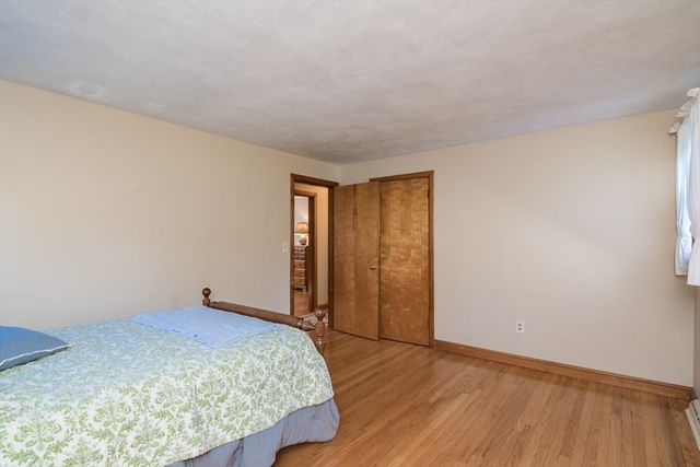 15 Stillwater Rd, Deerfield, MA 01373