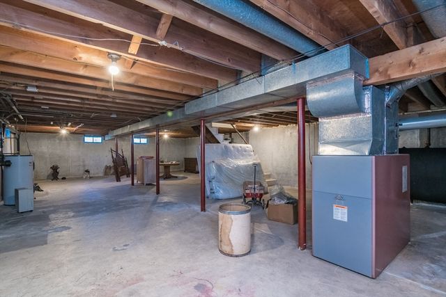 15 Stillwater Rd, Deerfield, MA 01373