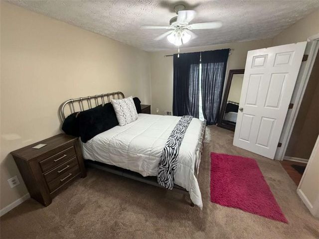 909 Forest Pointe Way, Jonesboro, GA 30238