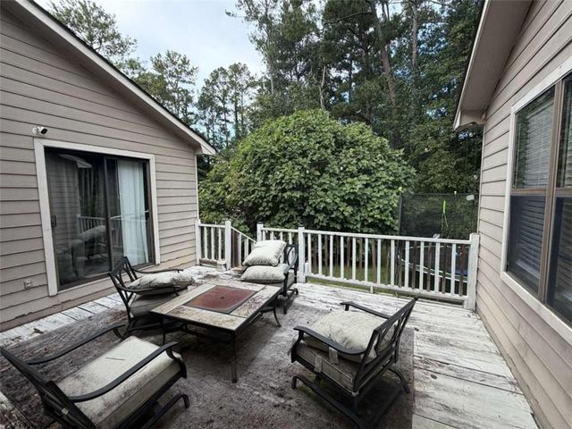 909 Forest Pointe Way, Jonesboro, GA 30238