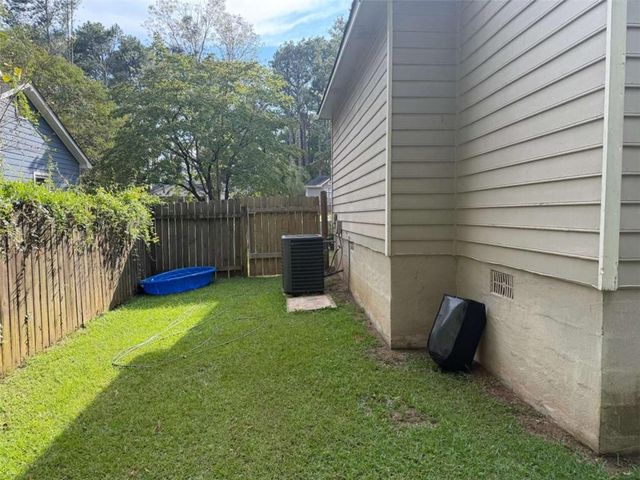 909 Forest Pointe Way, Jonesboro, GA 30238