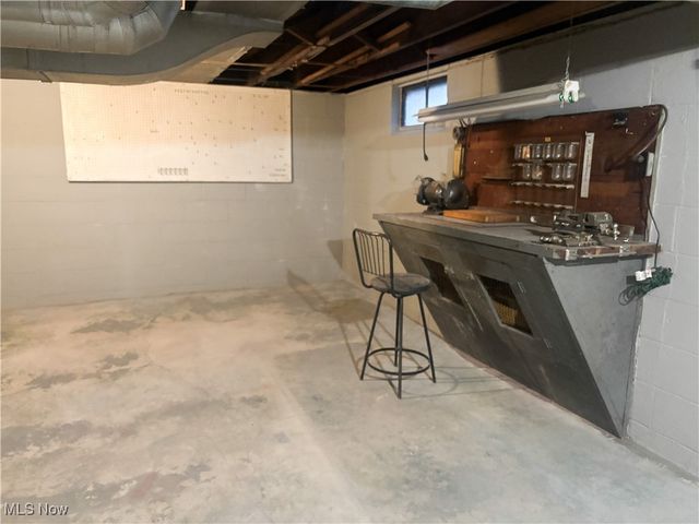 1633 Everett Avenue, Youngstown, OH 44514