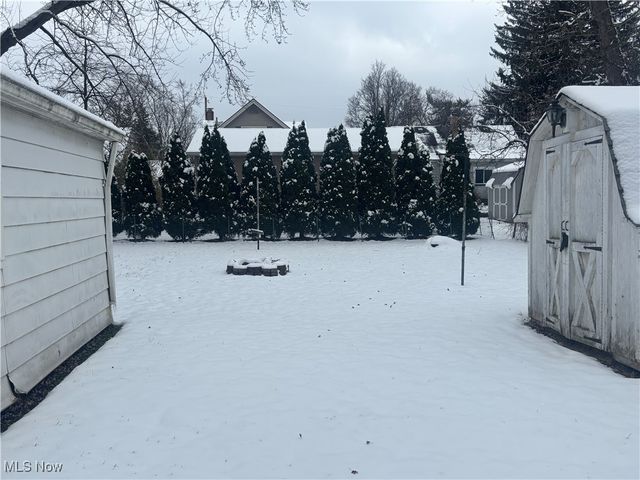 1633 Everett Avenue, Youngstown, OH 44514