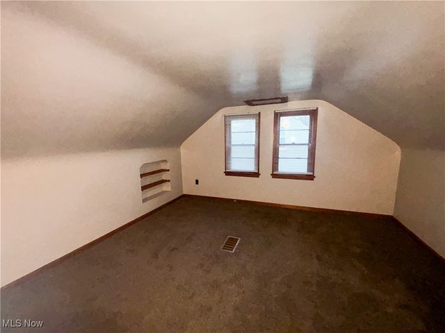 1633 Everett Avenue, Youngstown, OH 44514