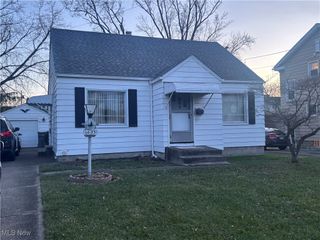1633 Everett Avenue, Youngstown, OH 44514