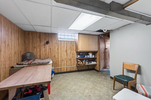 743 Nebraska Avenue W, Saint Paul, MN 55117