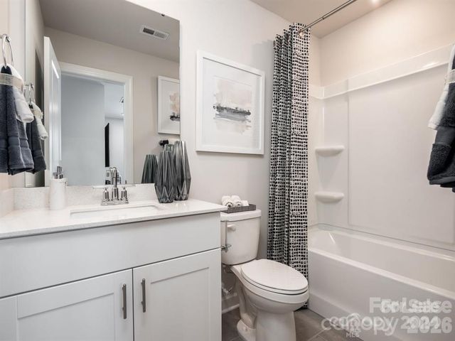 325 Cranford Drive, Pineville, NC 28134