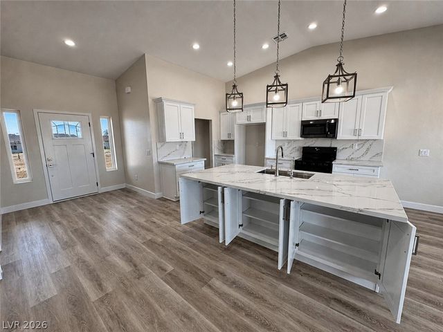 1700 Escuela Avenue, Pahrump, NV 89048