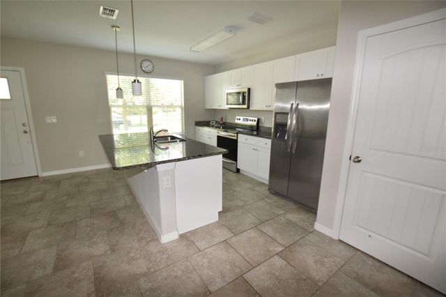 16097 PEBBLE BLUFF LOOP, Winter Garden, FL 34787