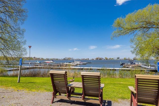 716 Admiralty Way, Webster, NY 14580