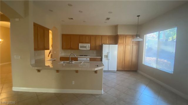 9222 West Viking Road, Las Vegas, NV 89147