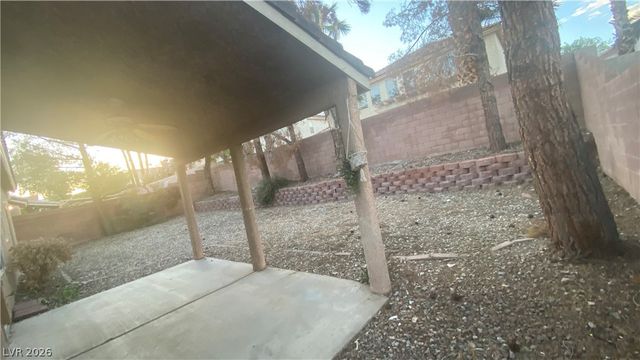 9222 West Viking Road, Las Vegas, NV 89147