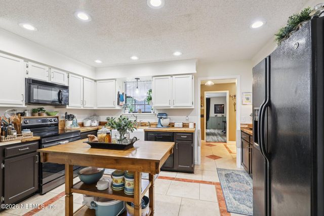 2924 SQUIRREL Court, Middleburg, FL 32068