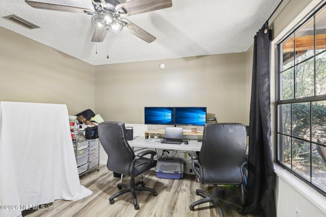 2924 SQUIRREL Court, Middleburg, FL 32068