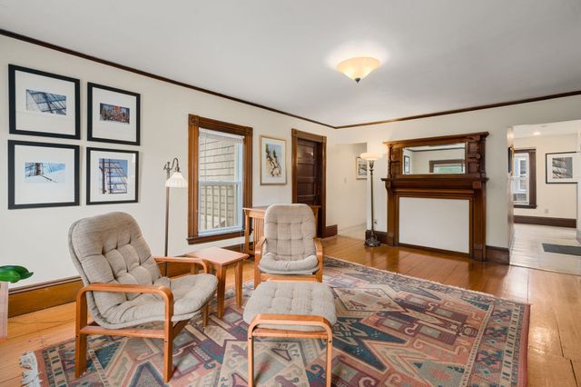 89 Dover St, Somerville, MA 02144