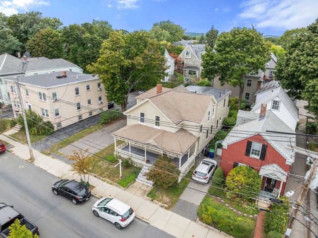 89 Dover St, Somerville, MA 02144