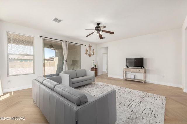 8689 N Archer Avenue, Tucson, AZ 85742