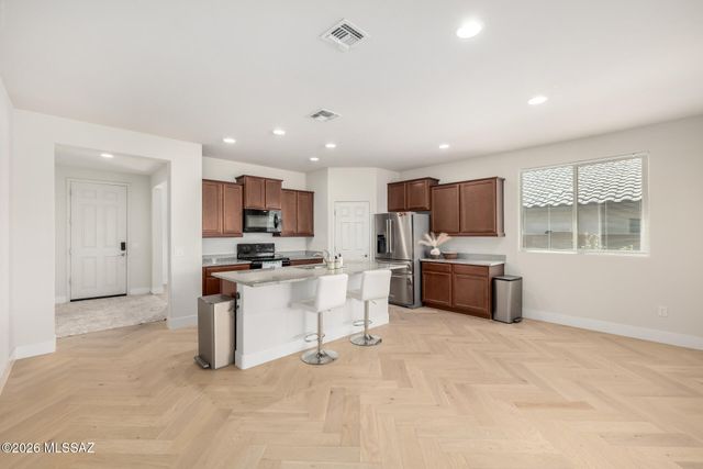 8689 N Archer Avenue, Tucson, AZ 85742