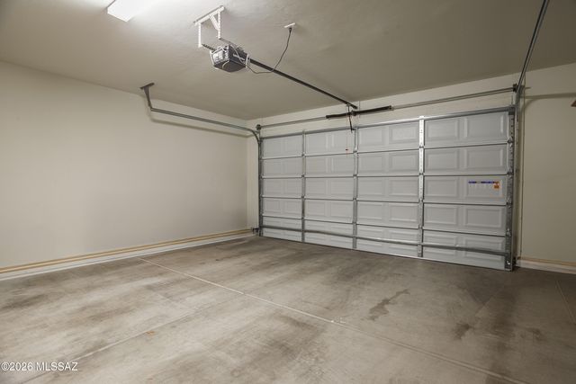 8689 N Archer Avenue, Tucson, AZ 85742