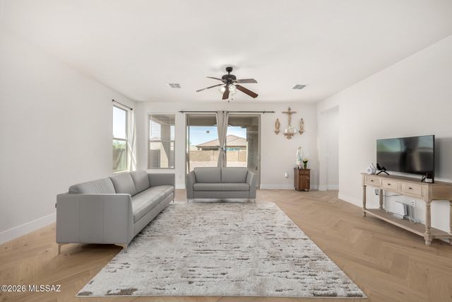 8689 N Archer Avenue, Tucson, AZ 85742