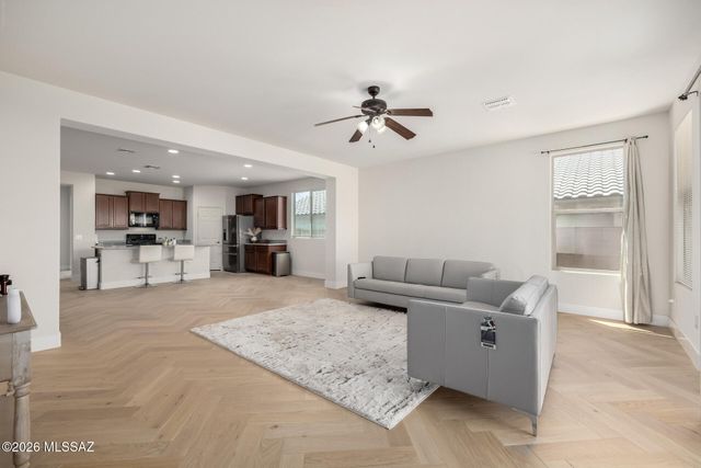 8689 N Archer Avenue, Tucson, AZ 85742