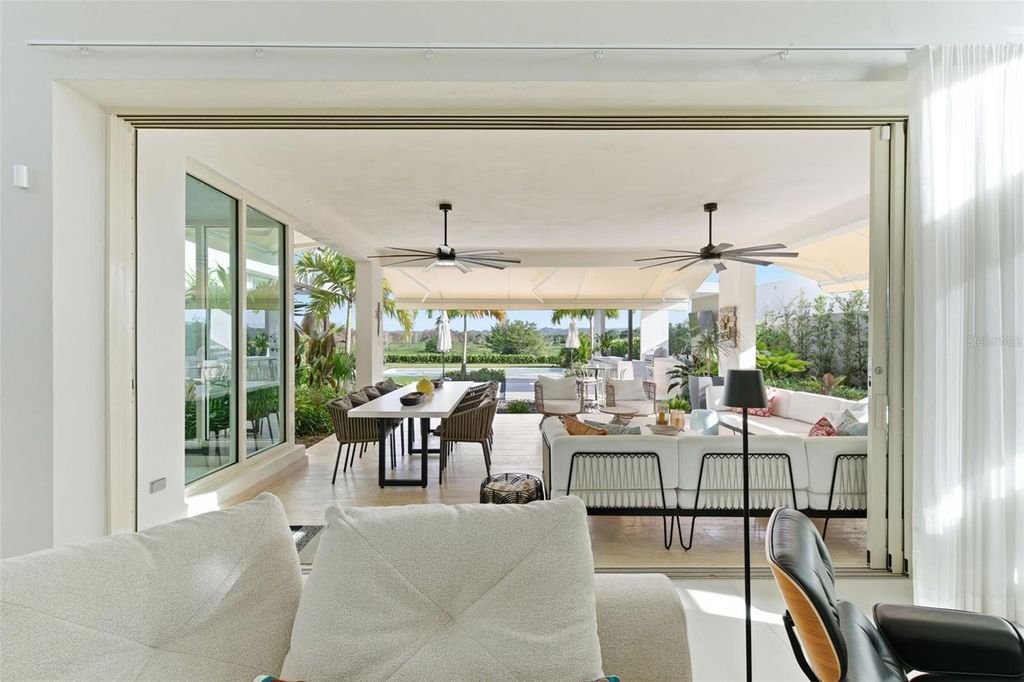 Image 4 of property listing at 934 ISLA NORTE, Dorado, PR 00646