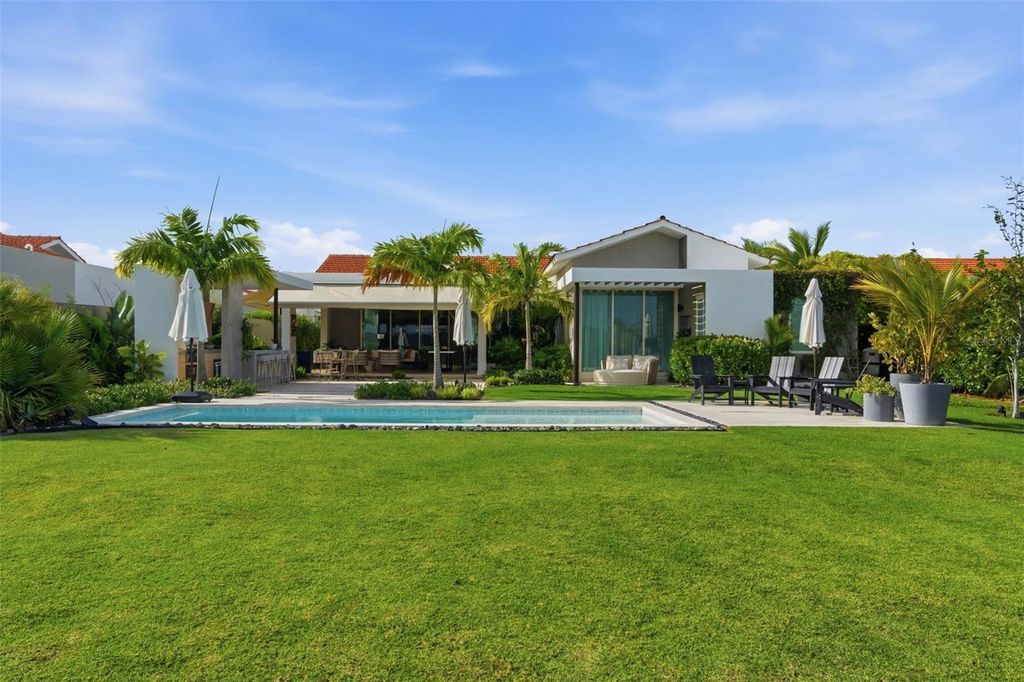 Image 46 of property listing at 934 ISLA NORTE, Dorado, PR 00646